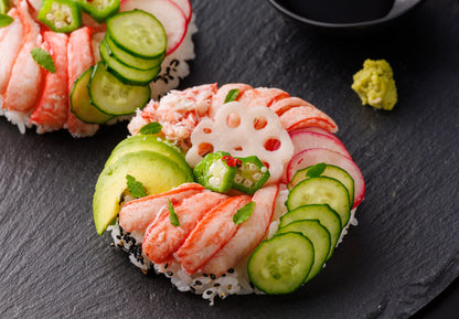 FLASH FREEZING　　　　　　　　　　蒸し紅ずわいがに棒肉とくずれ（セット品）